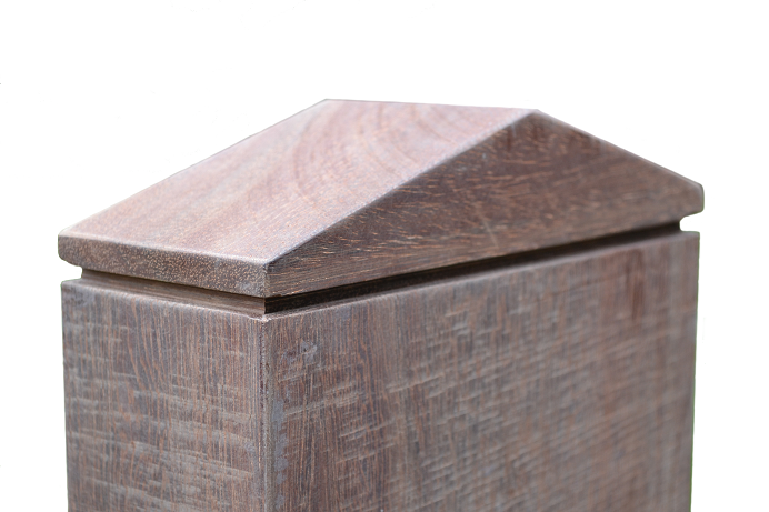 Universele Houten Bevestigingspaal voor Laadstation - EV Plug Europa