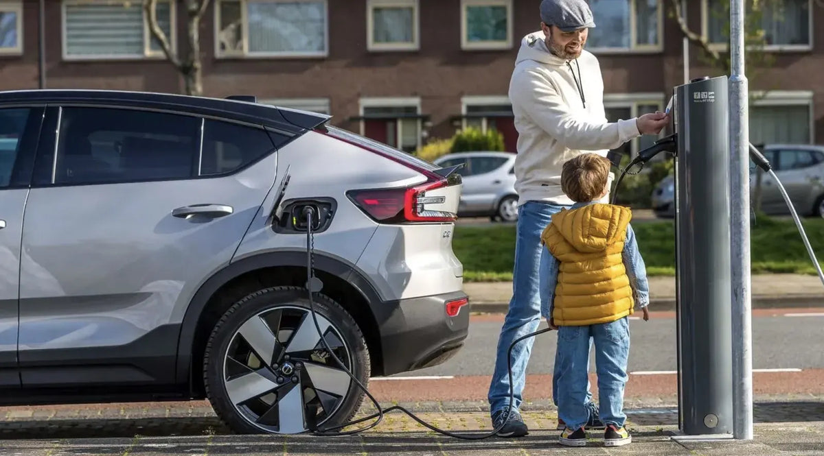 Laadpaal thuis voor het opladen van een elektrische auto