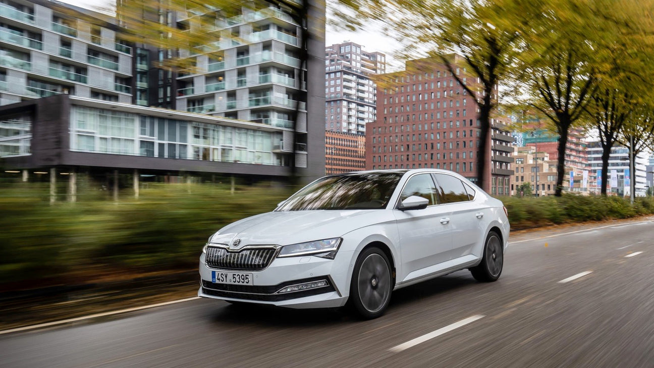 Skoda Superb - Type 2 16A 1 fase - EV Plug Europa